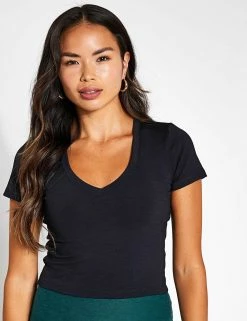 Beyond Yoga Remix Short Sleeve Cropped Tee - Black Heather