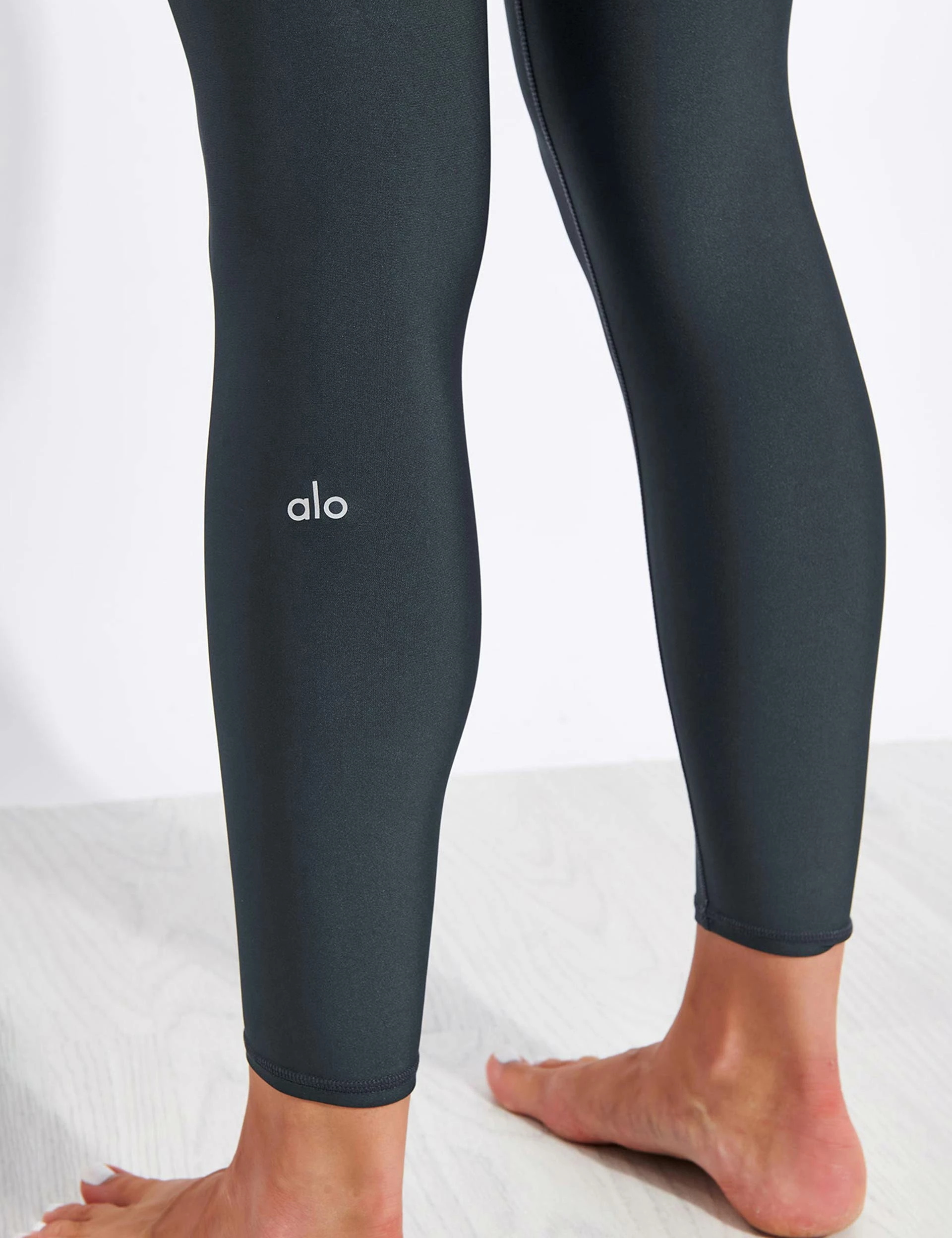 7/8 High Waisted Airlift Legging - Anthracite - Image 4