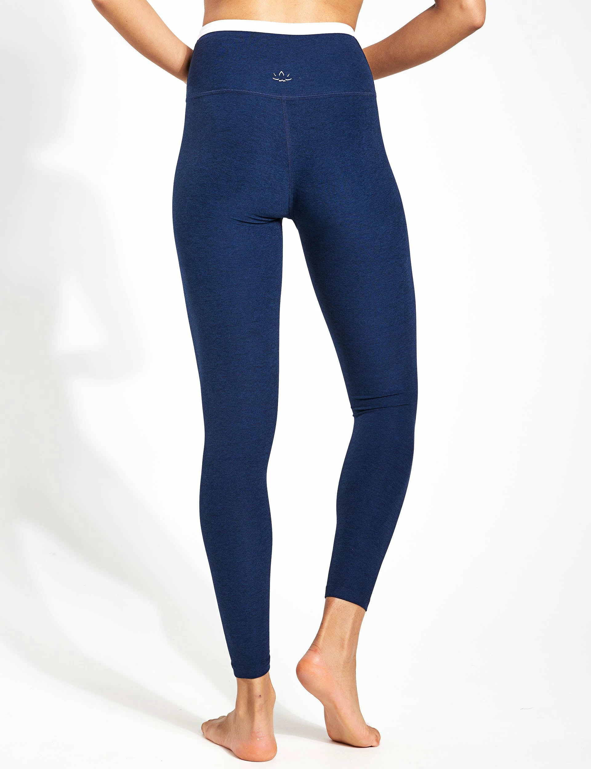 Beyond Yoga Spacedye Outlines High Waisted Midi Legging - Nocturnal Navy/Cloud White - Image 2