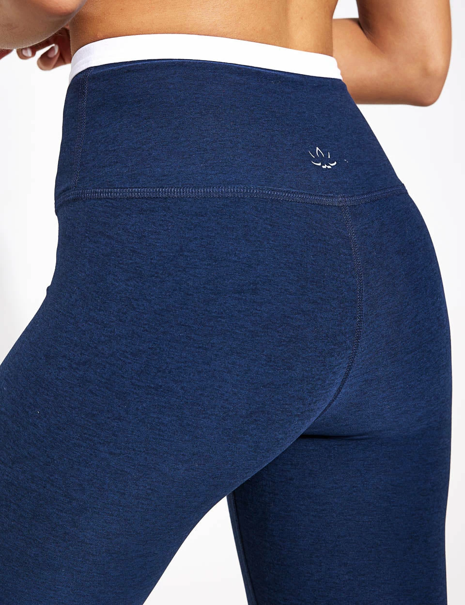 Beyond Yoga Spacedye Outlines High Waisted Midi Legging - Nocturnal Navy/Cloud White - Image 3