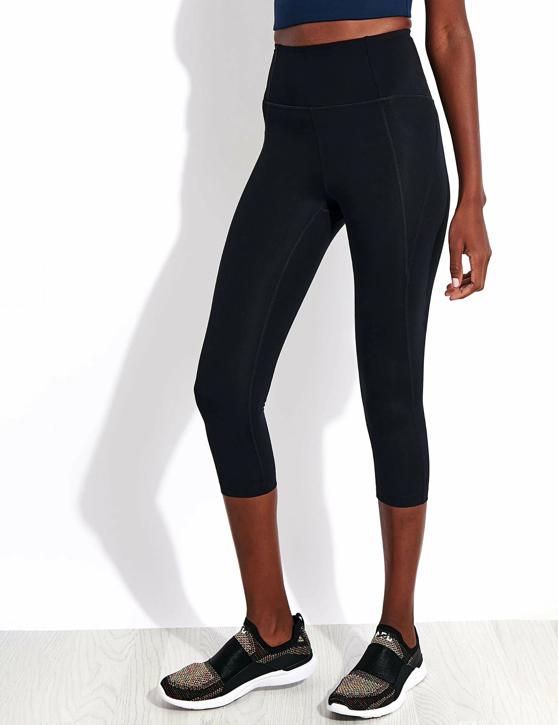 Girlfriend Collective Compressive High Waisted Capri Legging - Black