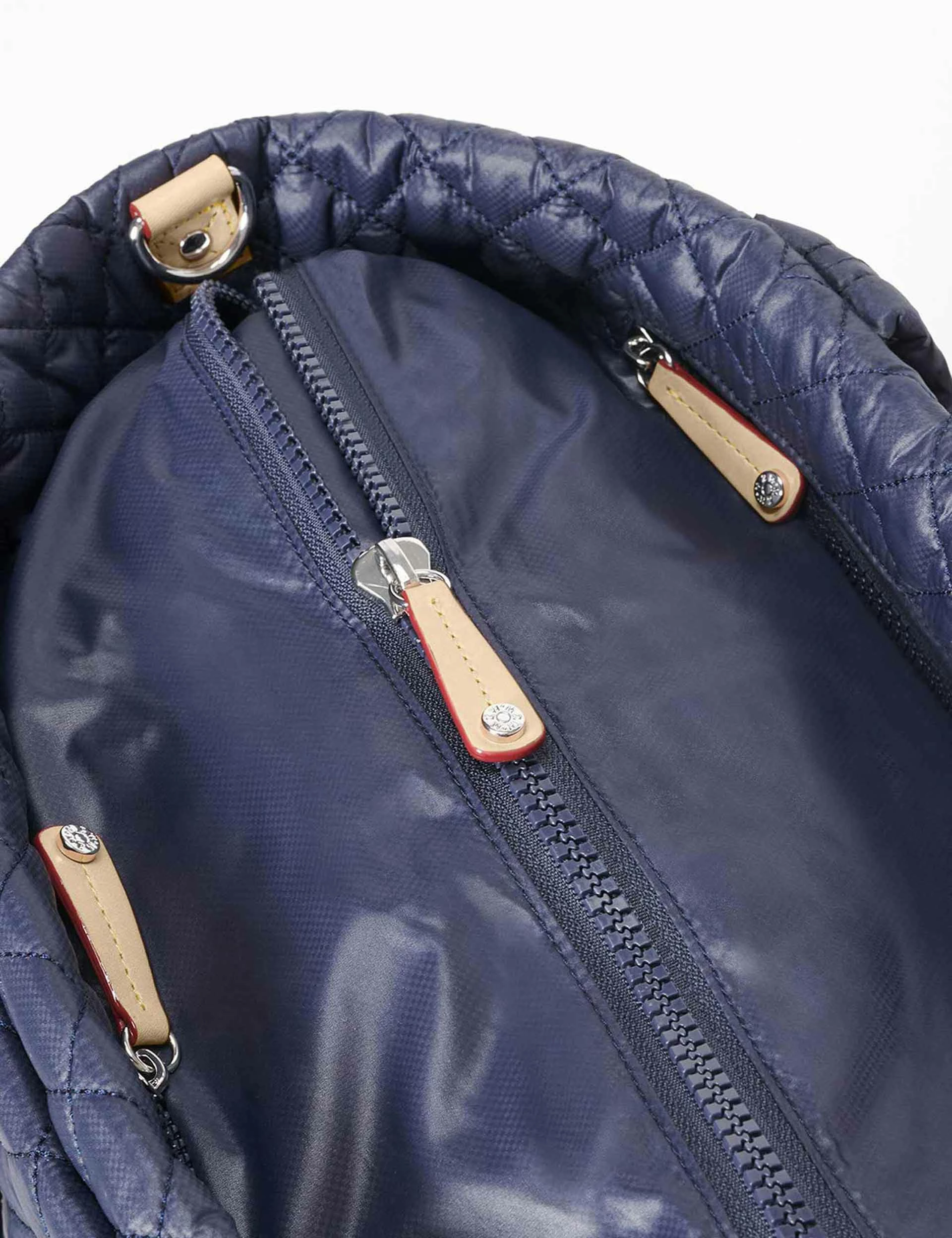 Medium Metro Tote Deluxe - Dawn Blue - Image 4