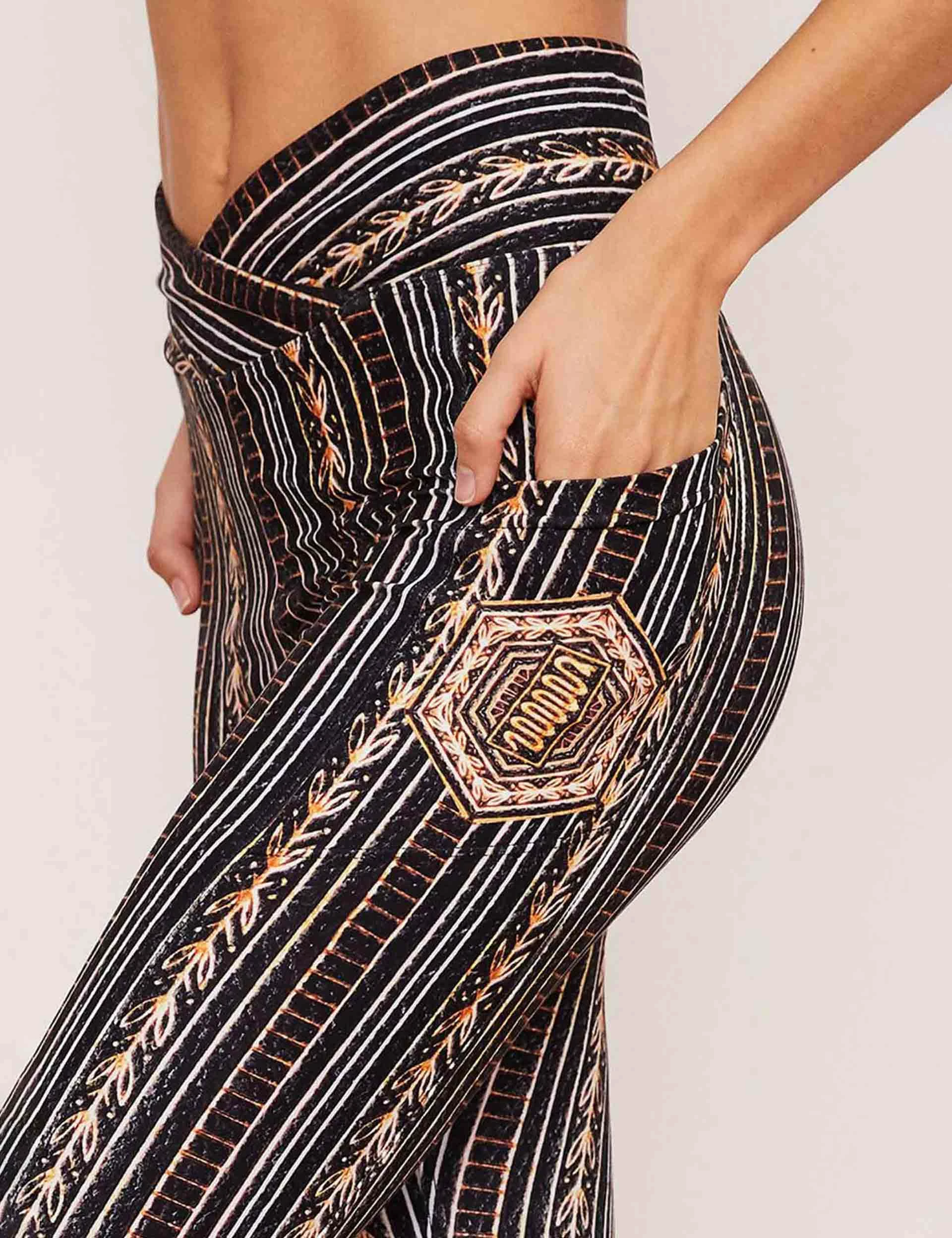 Zephyr Ruched Crossover Pocket Legging - Image 5